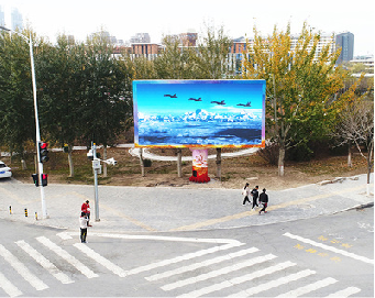 龙里户外大屏广告投放要点。